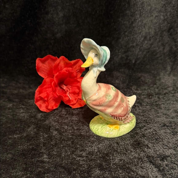 Beatrix Potter Porcelain Figurine "Jemima Puddleduck" Royal Albert England - Picture 5 of 7